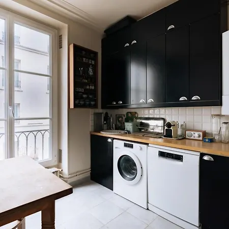 & Peaceful For 5 Republique! Apartament *